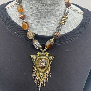 Treska statement necklace